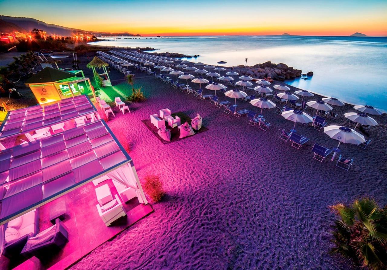 Riviera Del Sole Hotel Resort Spa Piraino Exterior foto